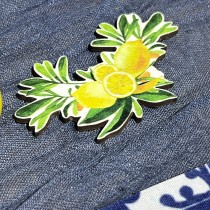 12 CONFETTIS BOIS CITRON AGRUME 5-6.5CM JAUNE VERT