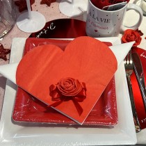 20 SERVIETTES PAPIER COEUR 31.7CM ROUGE