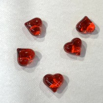 30 CŒURS 3D PLASTIQUE TEINTÉ 21MM ROUGE