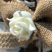 6 ROSES BLANCHES SUR TIGE 5 CM