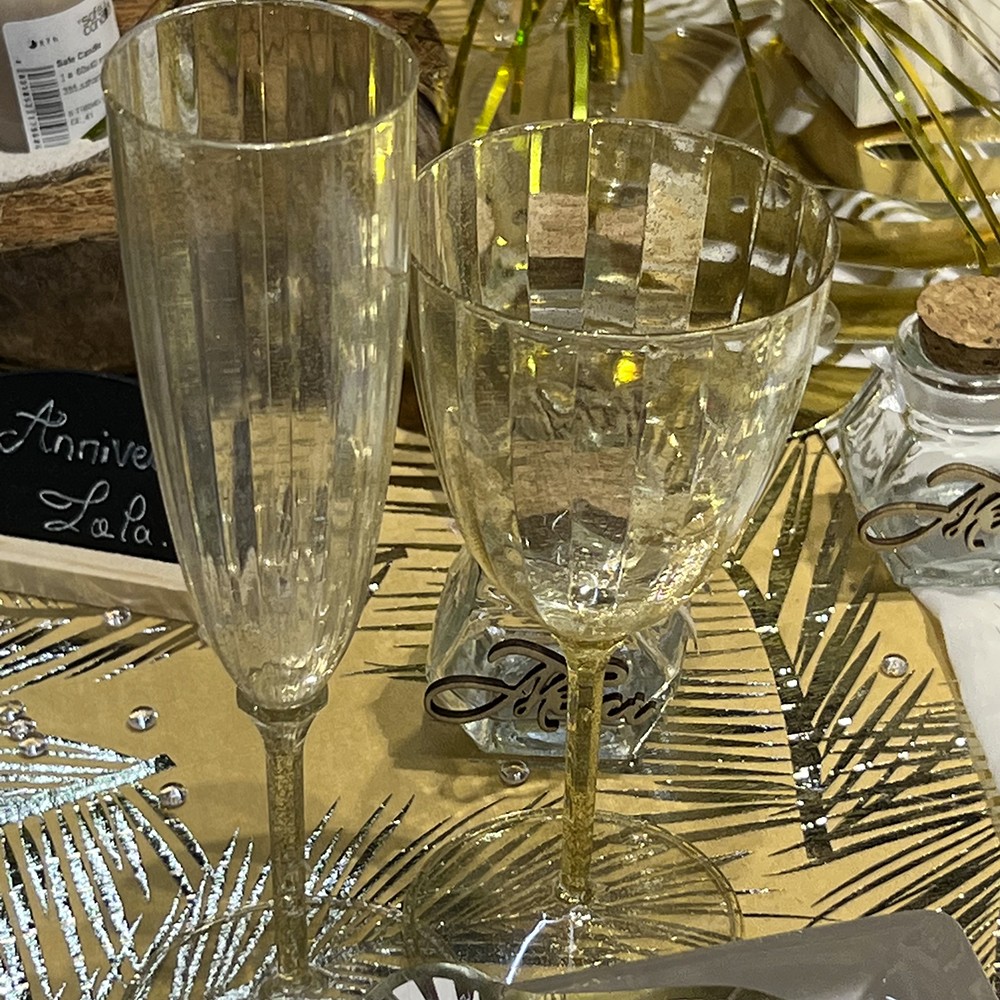 Gobelet 18 ans, flute, verre à paillettes, doré, idée cadeau, fête,  anniversaire.