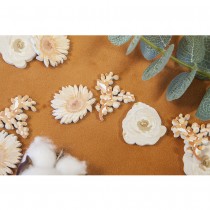 9 CONFETTIS DE TABLE FLEURS 3.5 CM BOIS