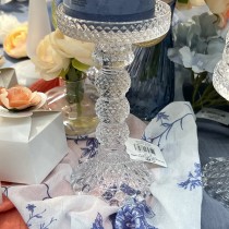 BOUGEOIR VERRE EMBOSSÉ PRÉCIOSITÉ 16.7CM INCOLORE