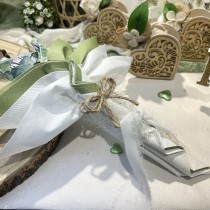 CONFETTIS COEURS 3D RÉSINE 50G VERT SAUGE