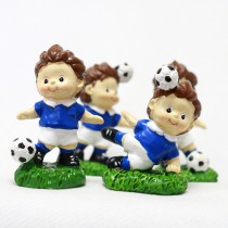 FIGURINE FOOTBALLEUR EN RÉSINE HERBE 5CM