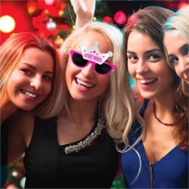 PAIRE DE LUNETTES ROSE COURONNE FUTURE MARIÉE EVJF