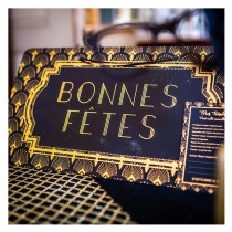 PANCARTE BONNES FÊTES PAON DORÉ 47X26CM