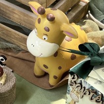 TIRELIRE RÉSINE GIRAFE JUNGLE 18X14X8CM JAUNE